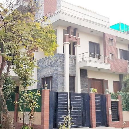 Angel Nri B&B Greater Noida Exterior photo